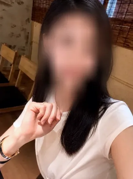 Asia, 35 anni