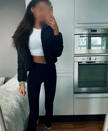 Yasmine, 36 anni